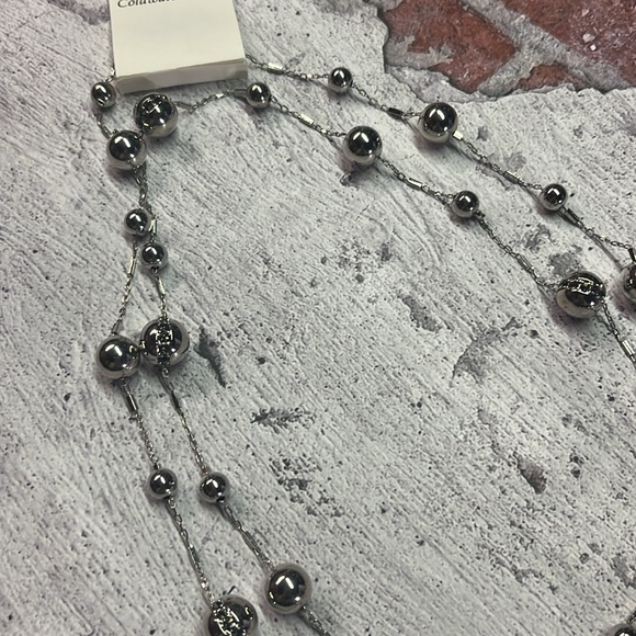 NWT Coldwater Creek Silver Vega Beads Rhinestone Accent Long Necklace - Picture 9 of 10